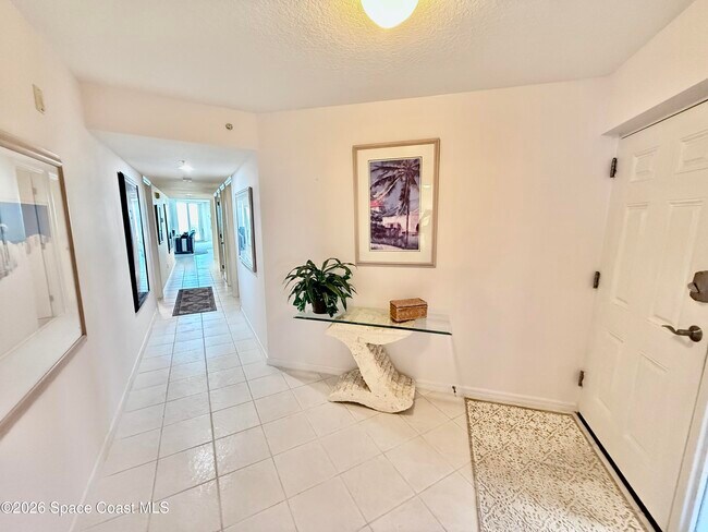 Building Photo - 425 Buchanan Ave