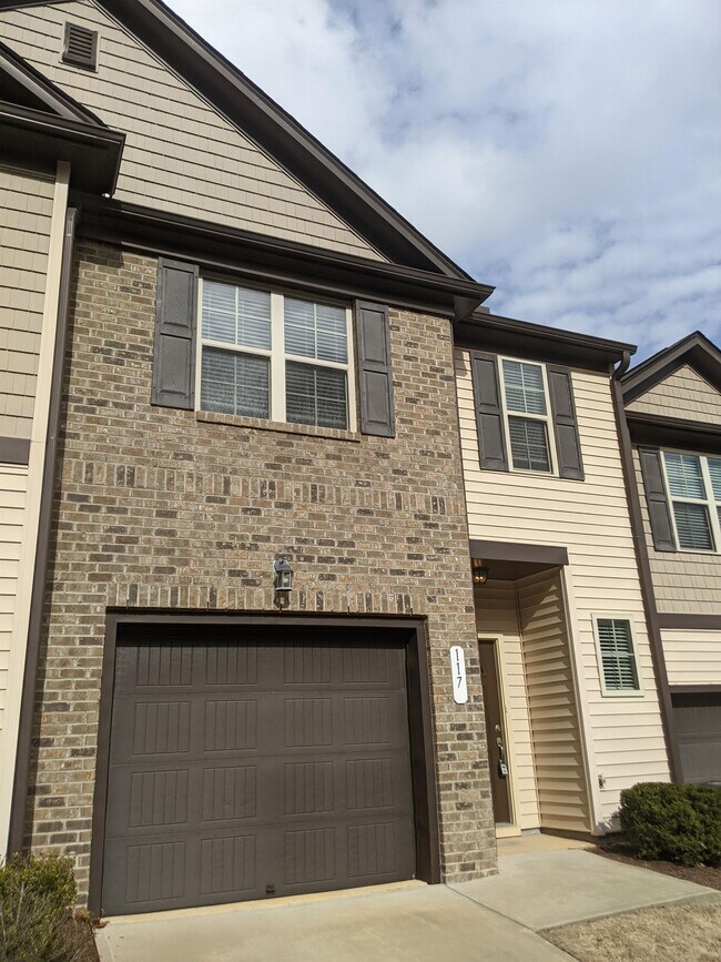 Building Photo - 117 Bella Pl