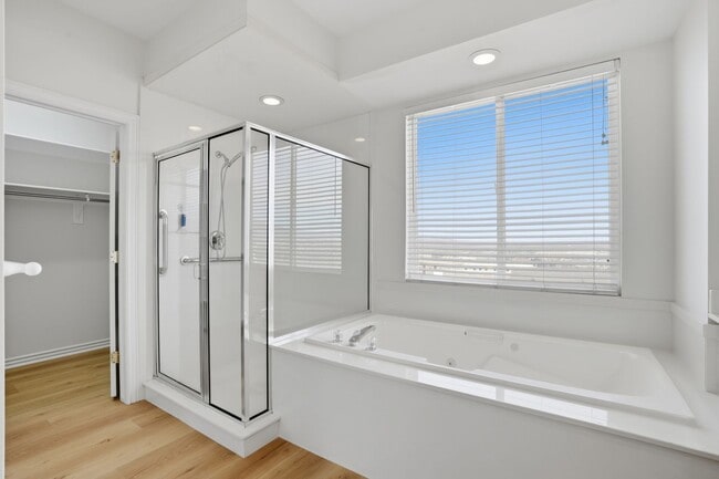 Building Photo - 3 Bedroom Draper Home