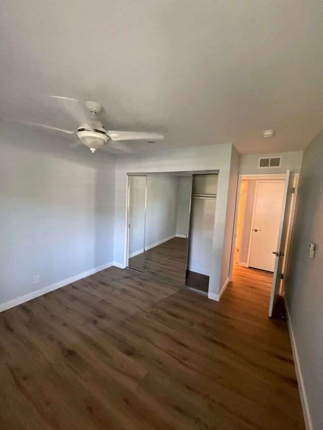 Building Photo - Beautiful condo in Palm Springs