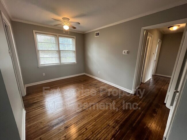 Building Photo - 1215 Mt Moriah Rd