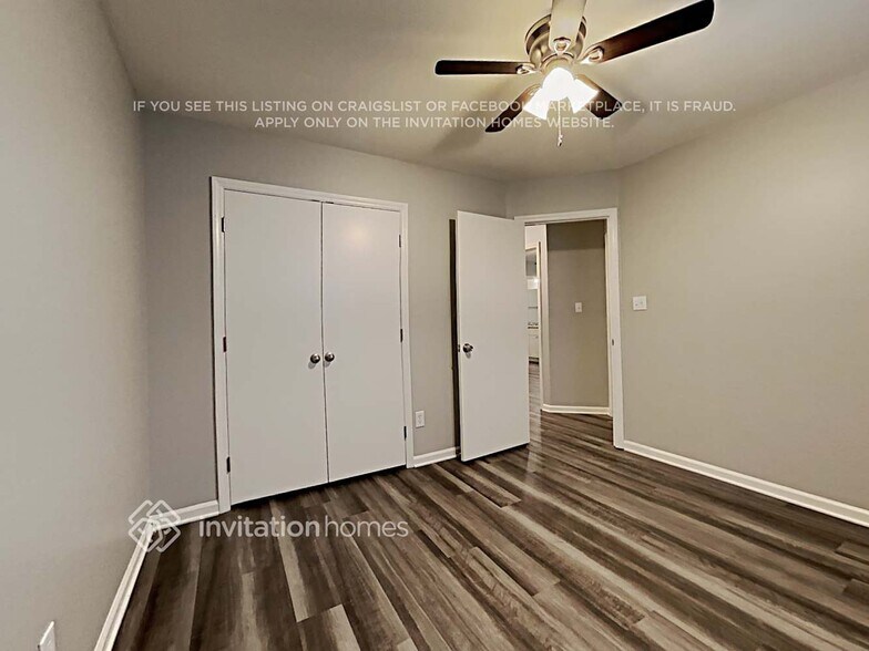 Building Photo - 9821 Stephen Thompson Ln