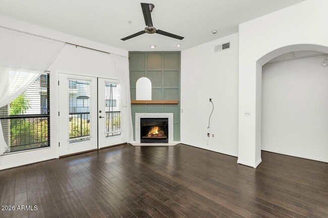 Building Photo - 4533 N 22nd St