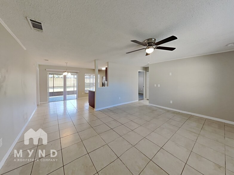Building Photo - 1065 Bridlewood Way