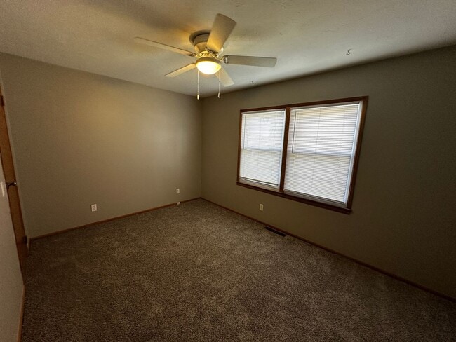 Building Photo - LaVista Charmer