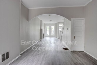 Building Photo - 237 N Luzerne Ave