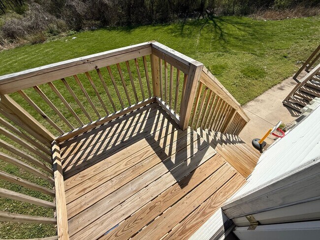 Building Photo - RC Quadplex