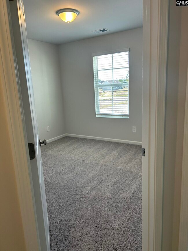Building Photo - 332 Hardwicke Rd
