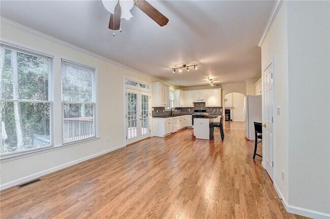 Building Photo - 3615 Ansley Park Dr