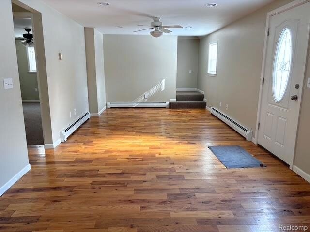 Building Photo - 4675 Lakeborn Dr