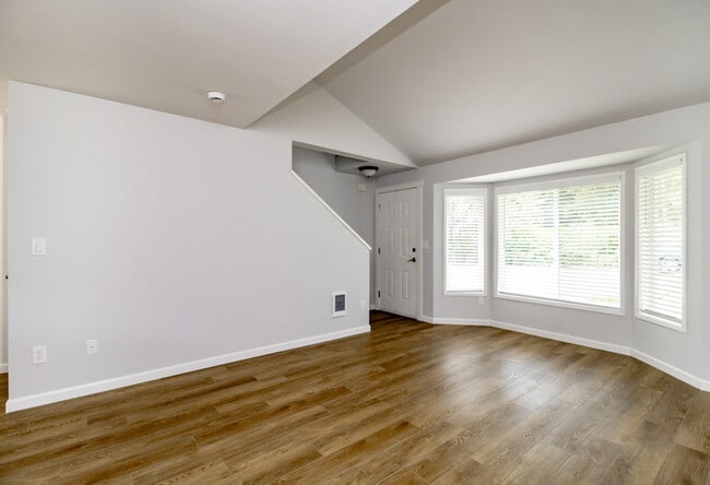 Building Photo - 5823 186th Ave Ct E