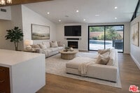 Building Photo - 6329 Jumilla Ave