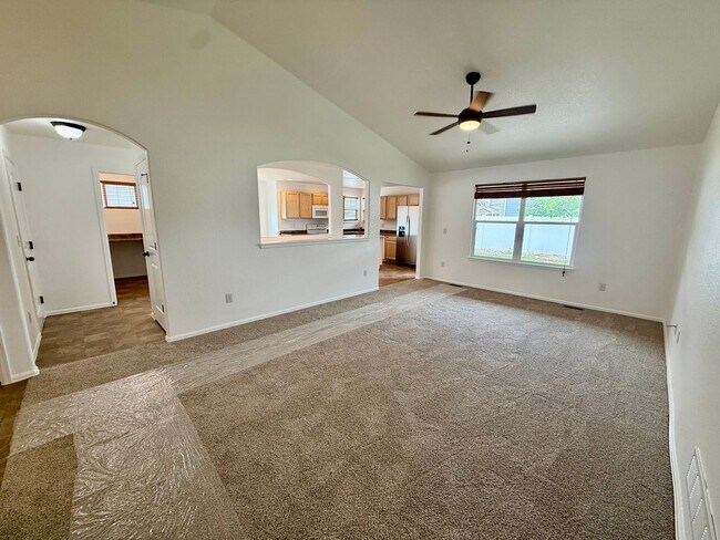 Building Photo - Move-In Ready Ranch in Wellington with Fresh Updates