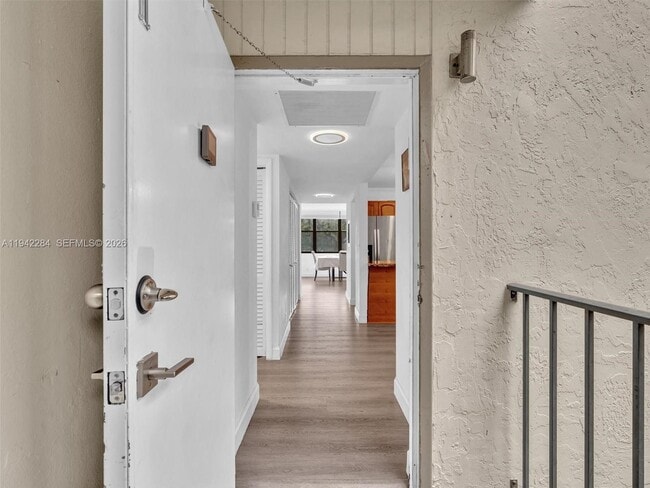 Building Photo - 20381 NE 30th Ave