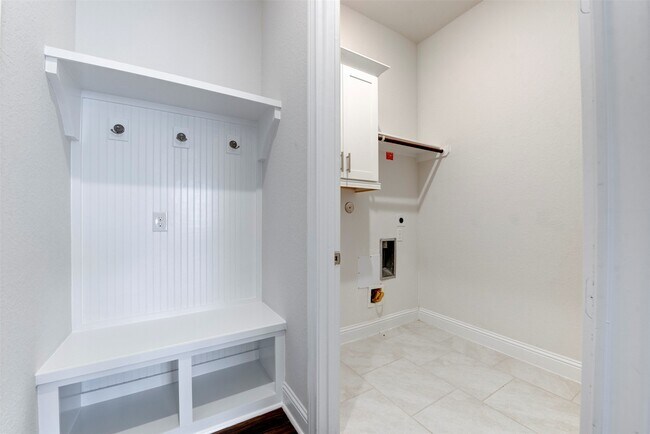Building Photo - 4802 Gingerwood Trace Ln