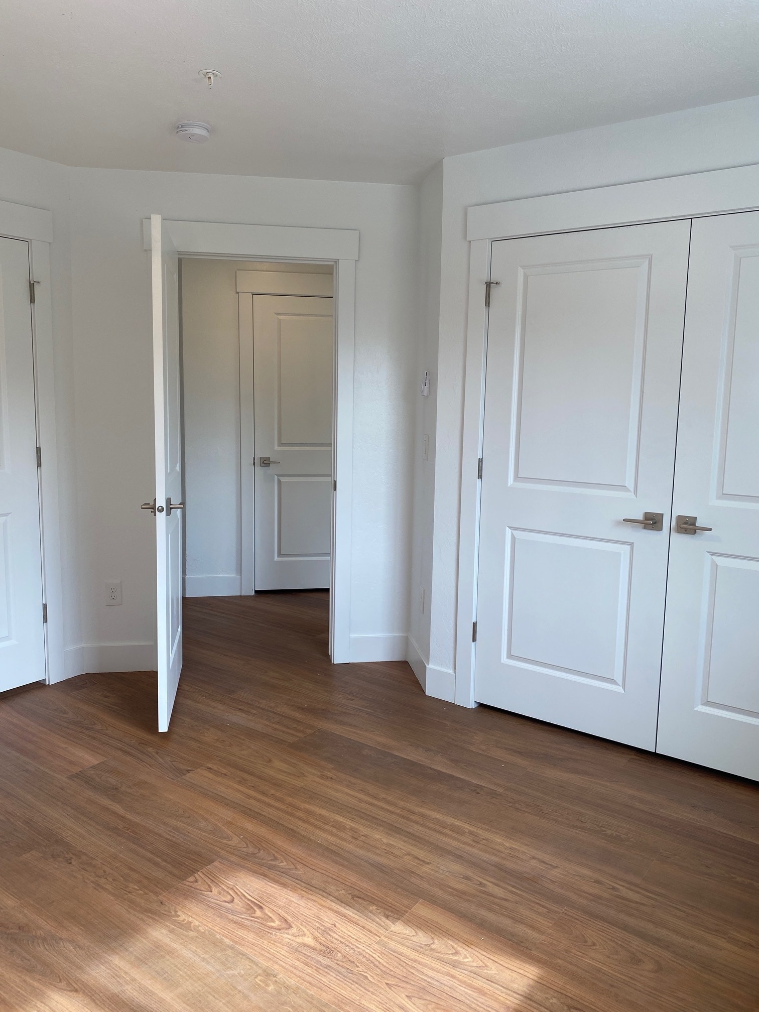 Building Photo - 640 Lincoln St