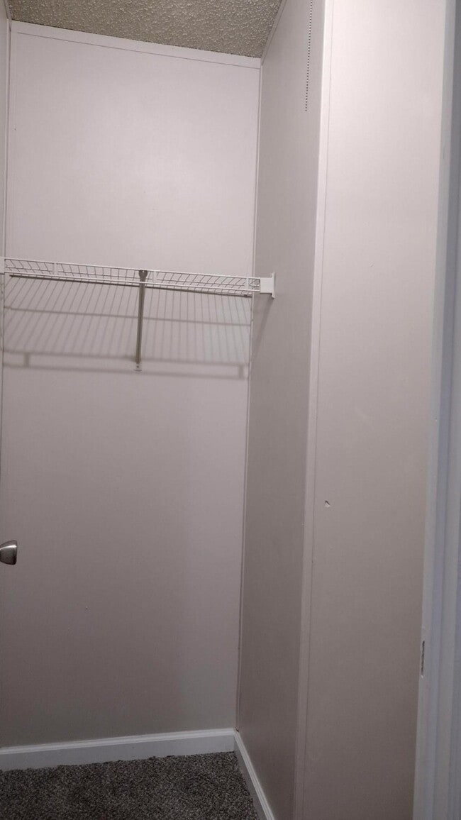 Building Photo - 814 Mercedes Benz Ct