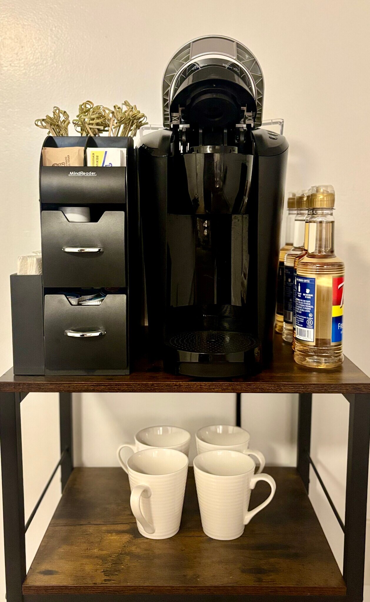 Building Photo - 256 Aqueduct Rd