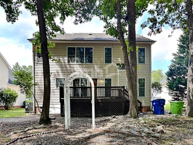 Building Photo - 8220 Duck Creek Dr