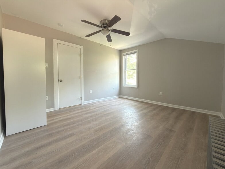 Building Photo - 4369 Pechin St