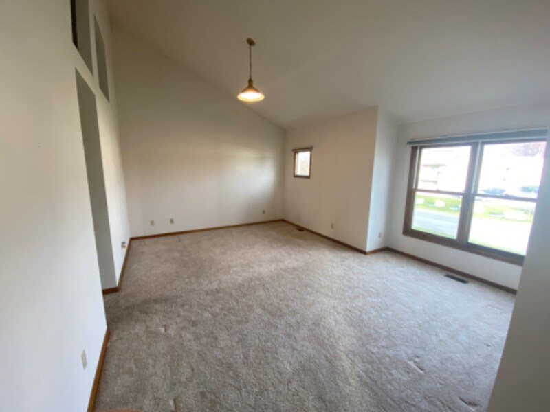 Building Photo - 2814 Brittany Dr