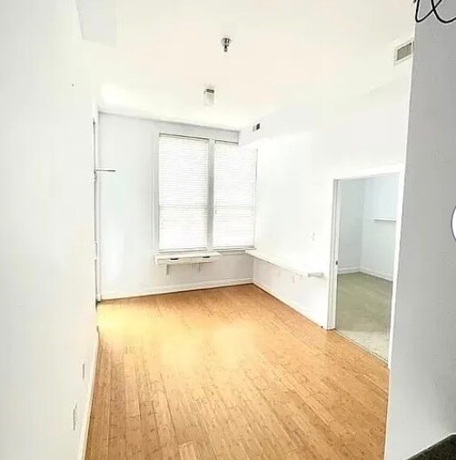 Building Photo - 1414 W Marshall St