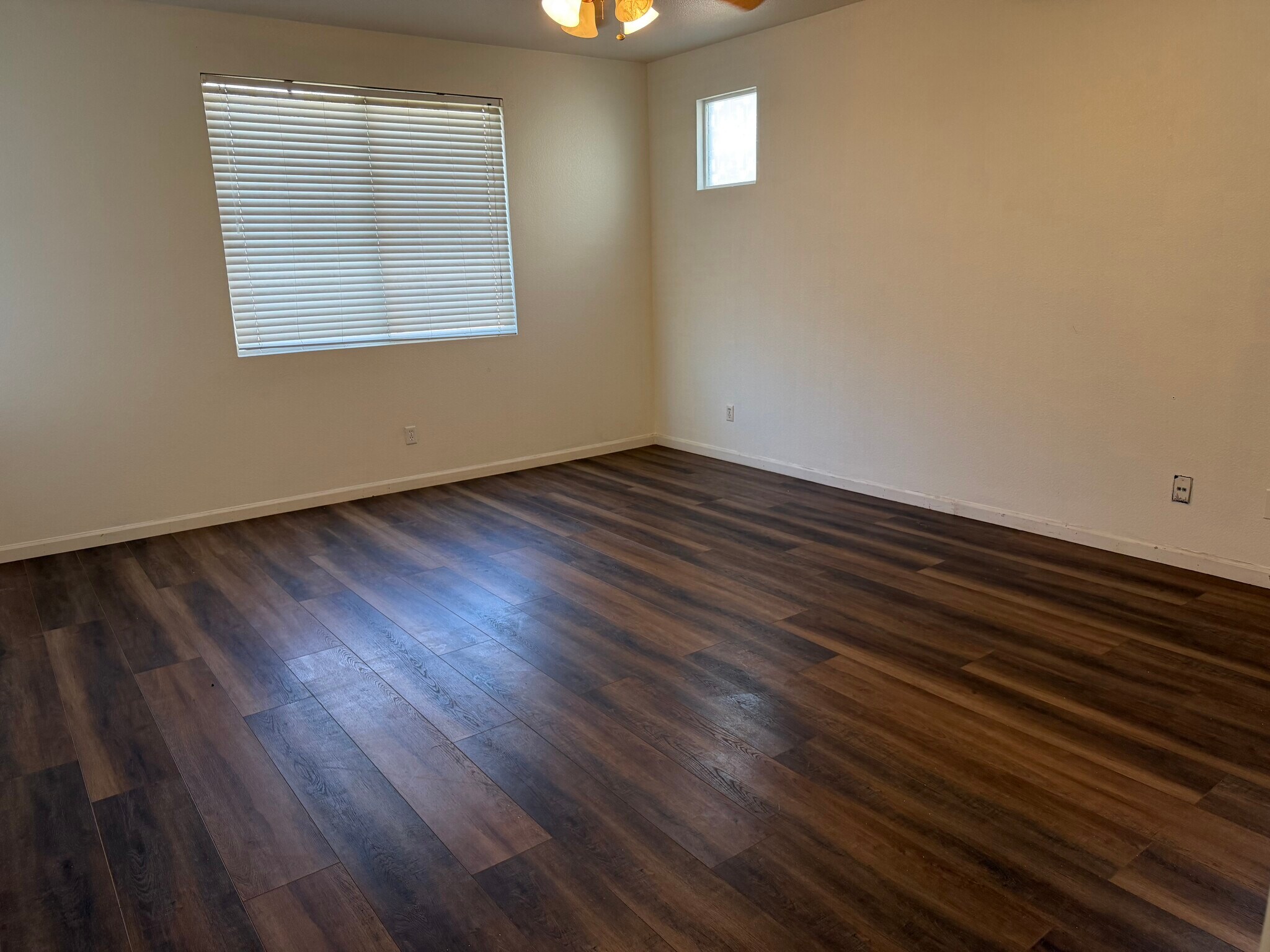 Building Photo - 3361 Rutherford Dr