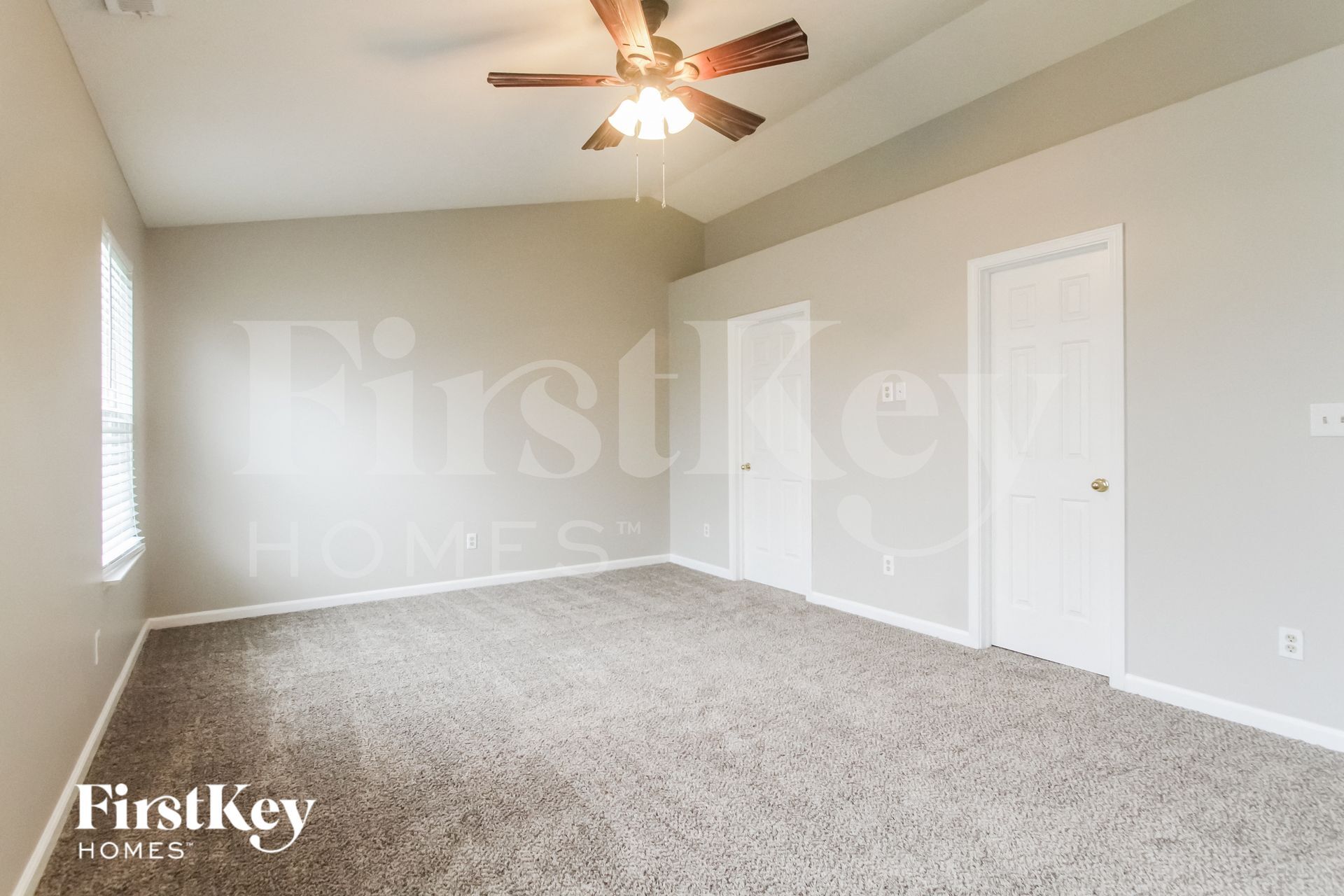 Building Photo - 8051 Little River Ln