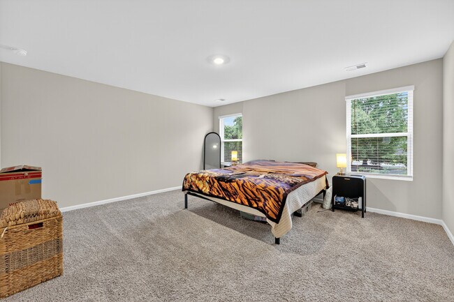 Building Photo - 103 Bird Dog Dr