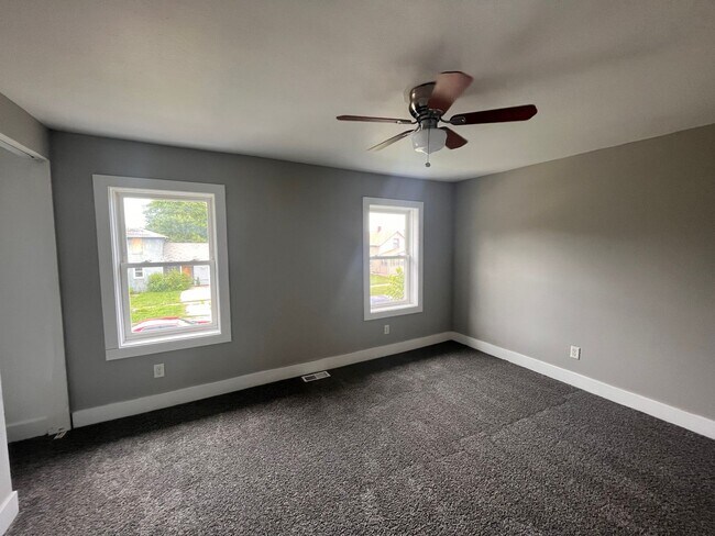 Building Photo - HM 1520/1522 8th Ave- PENDING SALE KATY GL...
