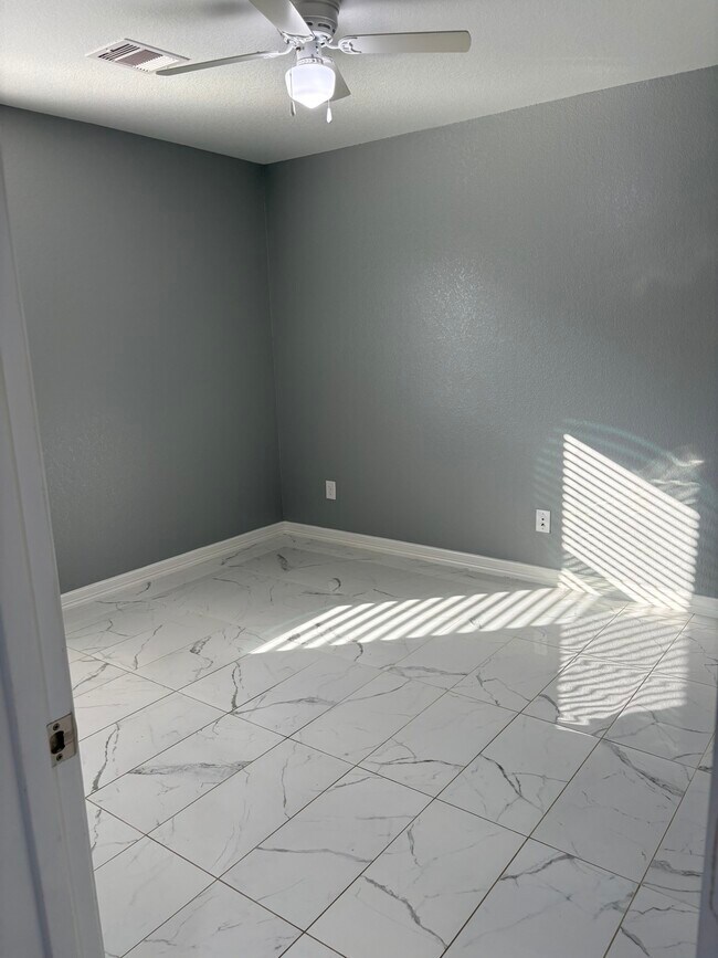 Building Photo - 21007 Whitehaven Bluff Trail