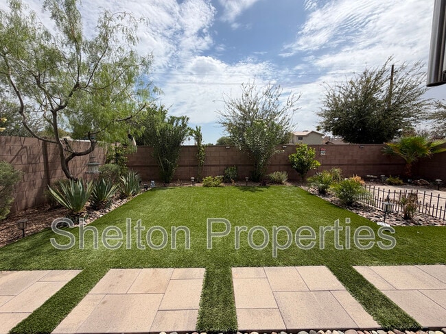 Building Photo - 5217 N 79th Dr