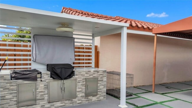 Building Photo - 15851 SW 108th Ave