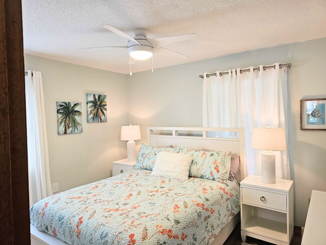 Building Photo - Waterfront 2 Bedroom, 2 Bath Stilt Home with Dock