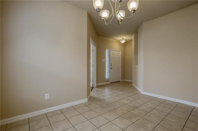 Building Photo - 817 Silver Moon Dr