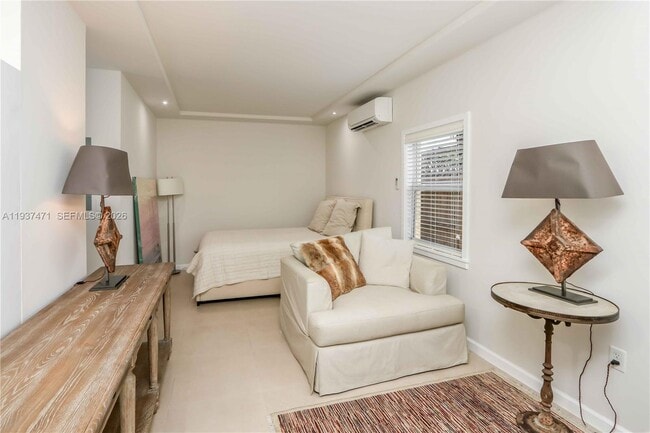 Building Photo - 2477 SW 22nd Terrace