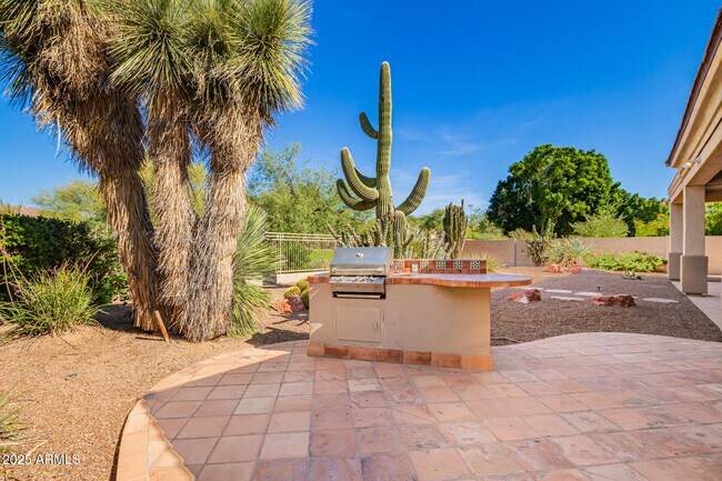 Building Photo - 7446 E Journey Ln