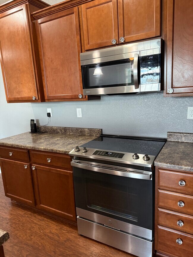 Building Photo - 4835 Wells Branch Heights