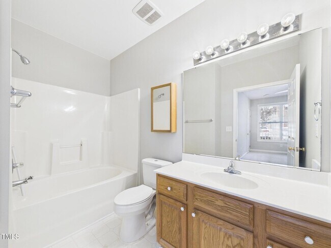 Building Photo - 2111 Kudrow Ln