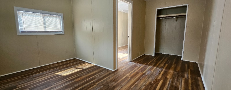 Building Photo - 32 3rd St