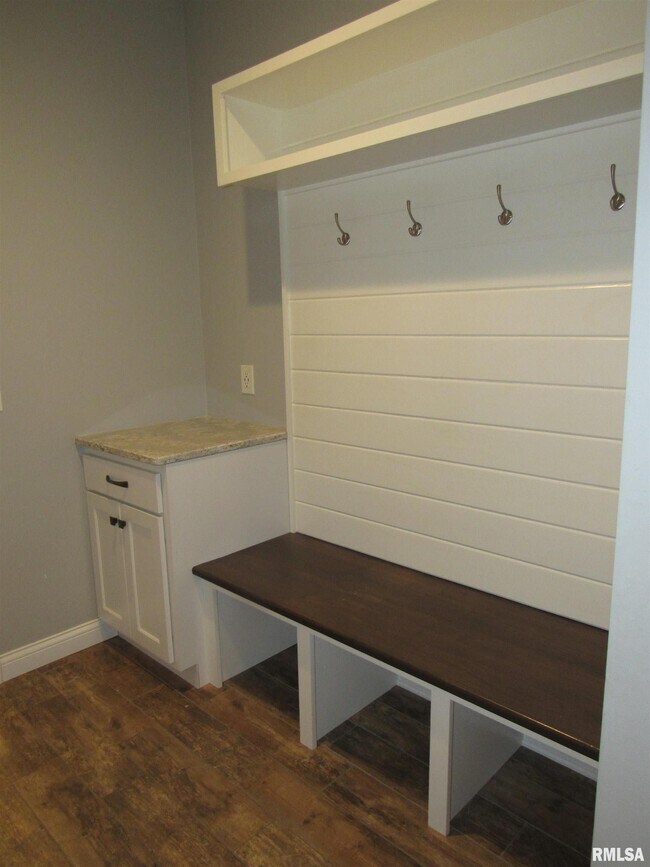 Building Photo - 1659 Celtic Ct