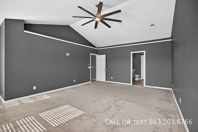 Building Photo - 165 Weeping Cypress Dr