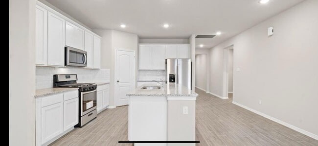 Building Photo - 17108 Coulter Pne Ct