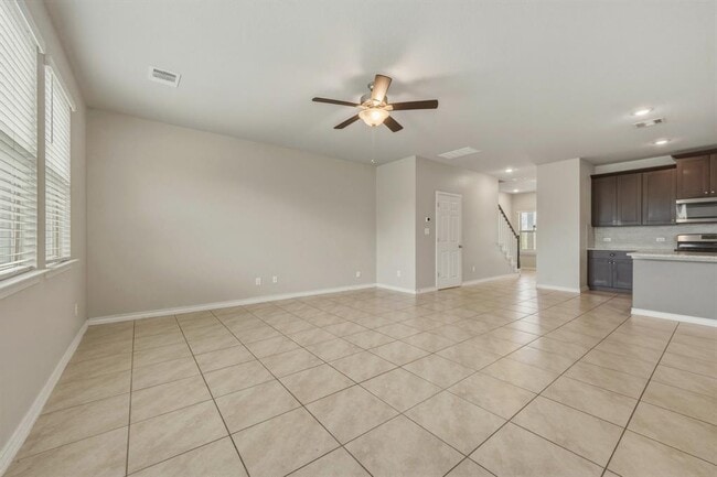 Building Photo - 197 Eves Necklace Dr.