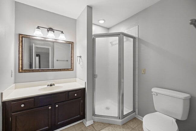 Building Photo - 2505 Stockbridge Dr