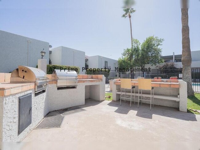 Building Photo - 3314 N 68th St