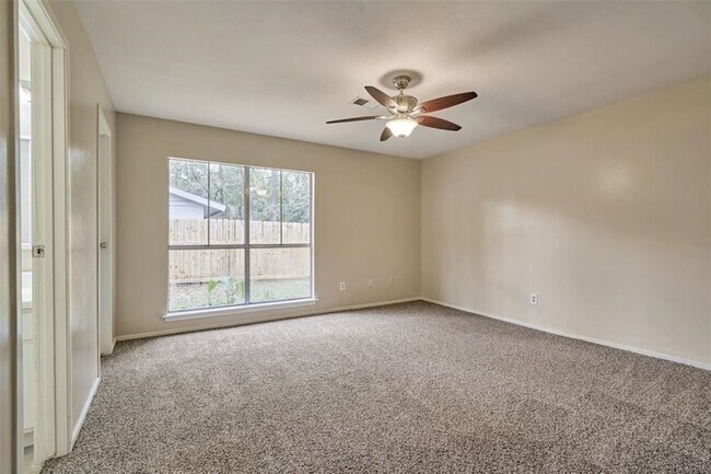 Building Photo - 45 Blue Fox Rd