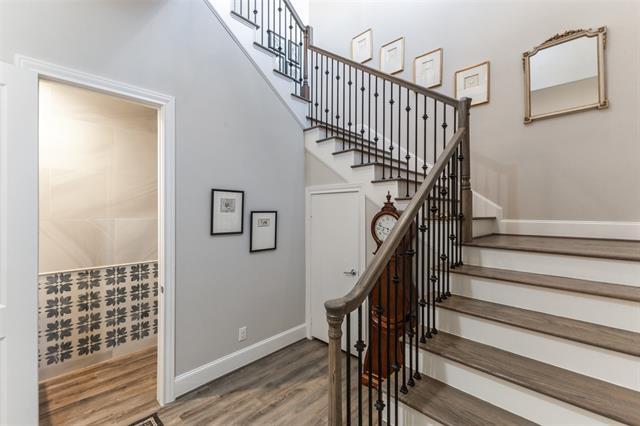 Building Photo - 1725 G Ave