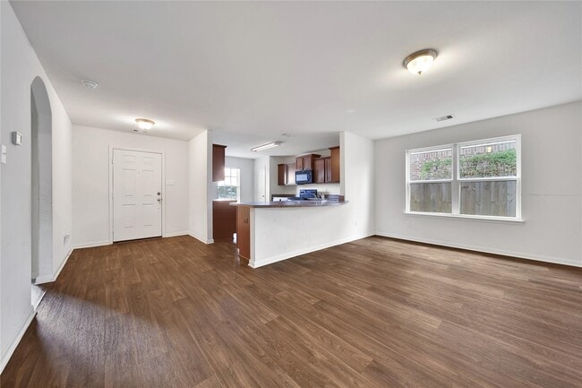 Building Photo - 2524 Watersail Dr