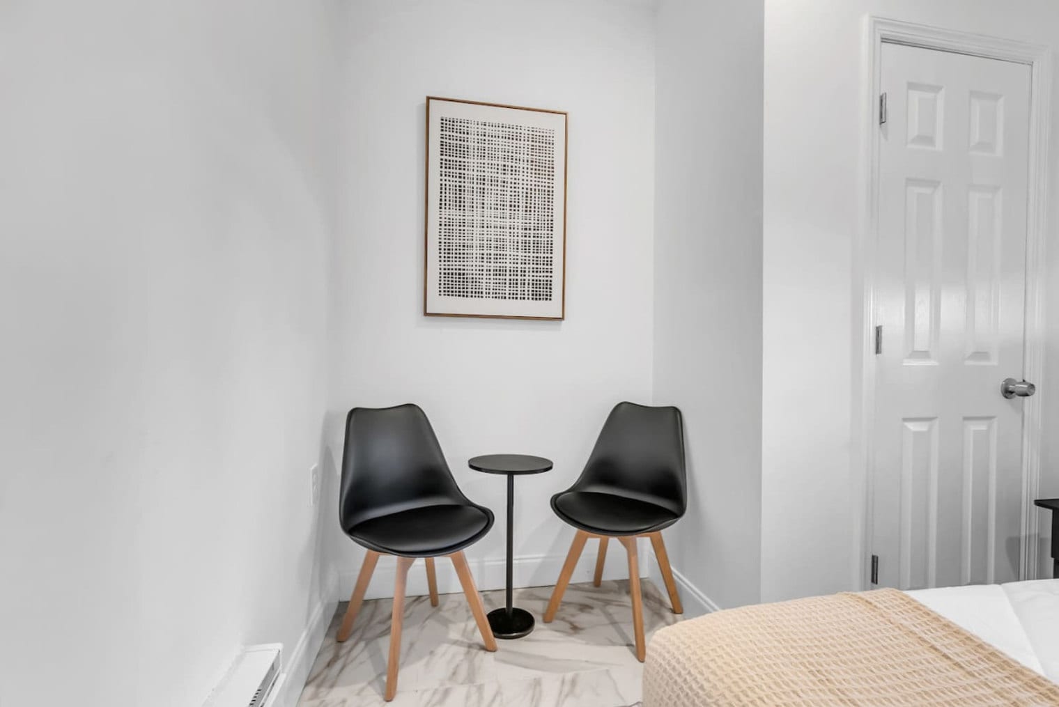 Building Photo - 24 Highland St